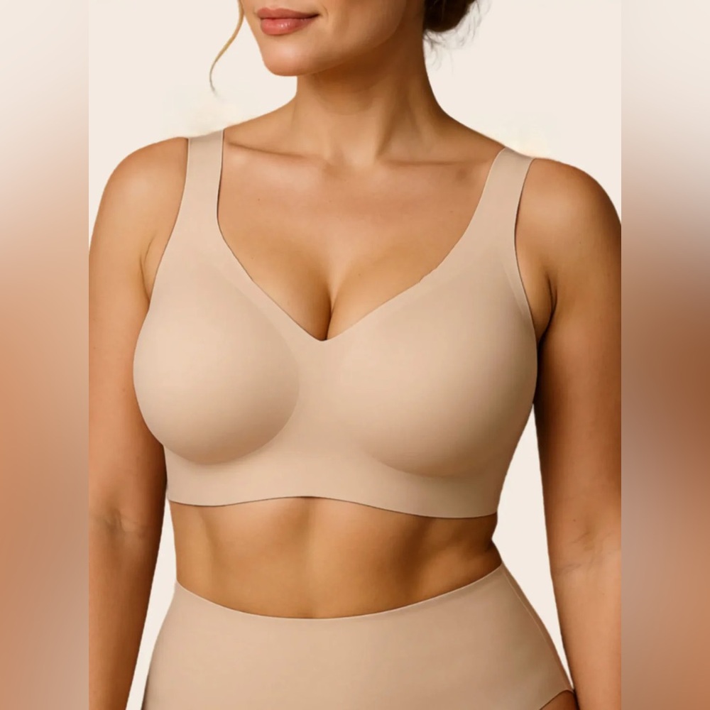Seamless Tan Bra